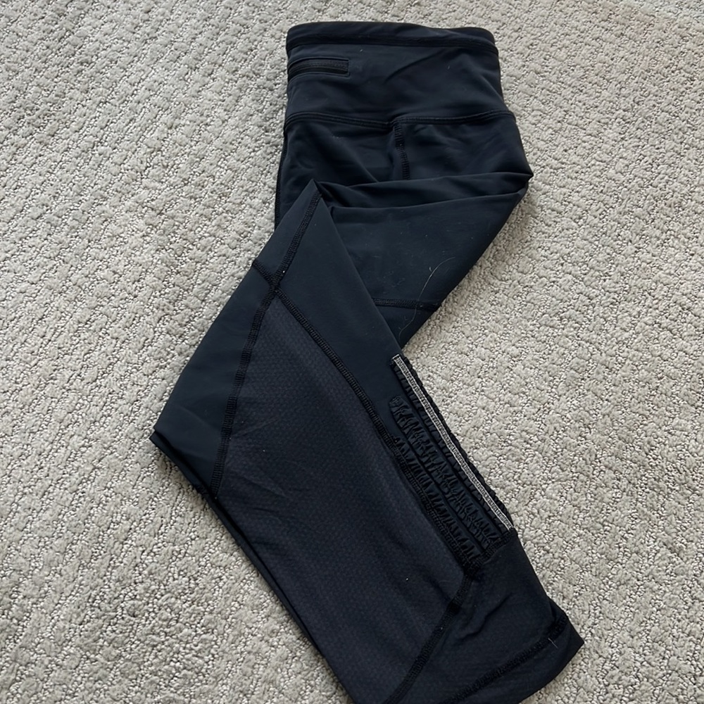 Lululemon capri length running leggings size 8